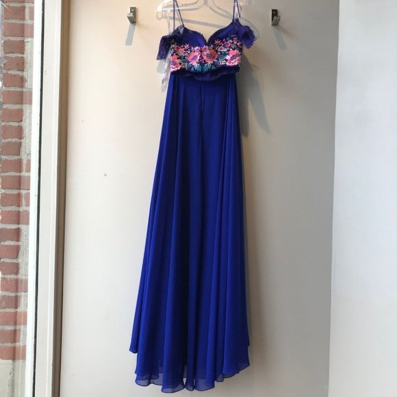 Mon Cheri 'Ellie Wilde' Floral Two-Piece Gown - Picture 3 of 6